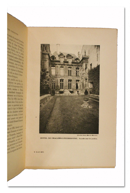 paul jarry, vieilles demeures parisiennes, paris, plon, 1945, histoire, hotels particuliers, photos, envoi autographe, livre ancien
