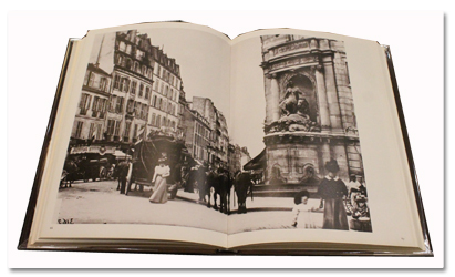 Eugène Atget. Voyages en ville. Chêne - Hachette, 1979. edition originale francaise, nombreuses reproductions de photographies paris, histoire, photographie, atget, ville, livre ancien, nostalgie, photobook
